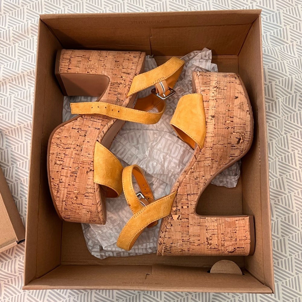 Amarissa Yellow Suede